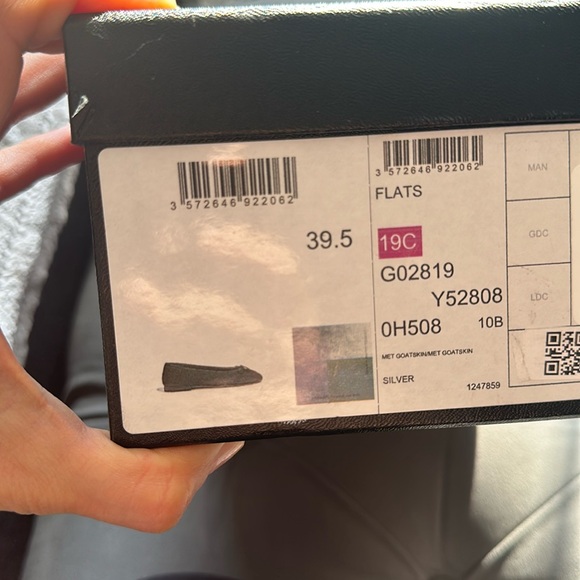 CHANEL CLASSIC BALLERINA FLAT WITH HOLOGRAPHIC TOE. WORN ~ 4X. WITH DUST BAGS - Picture 10 of 15